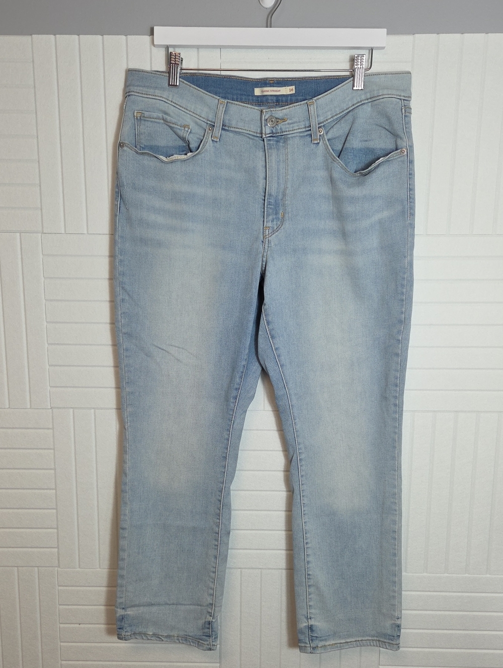 Levi's Classic Straight Jeans Size 16